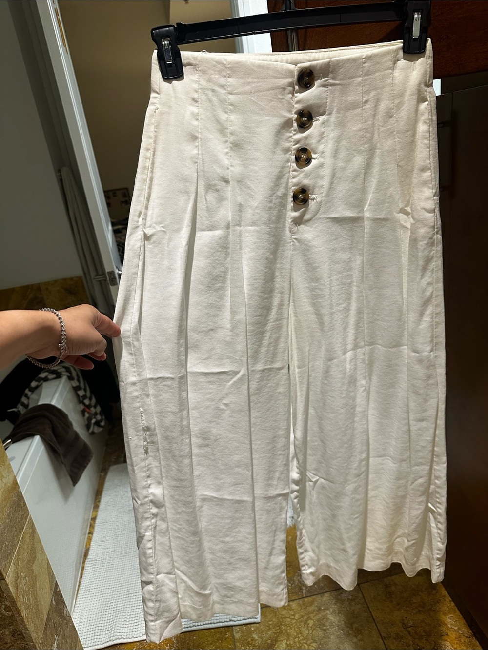 Zara Cream Button-Front A-Line Skirt
